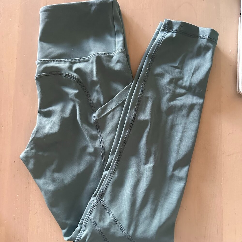 Curves n Combat boots Leggings